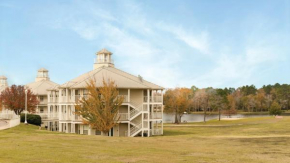 Holiday Inn Club Vacations Piney Shores Resort at Lake Conroe